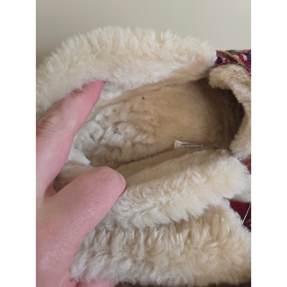 Womens Red‎ Plaid Flannel Moccasin Slippers Faux Fur Lined Size 9 Medium - Picture 6 of 11